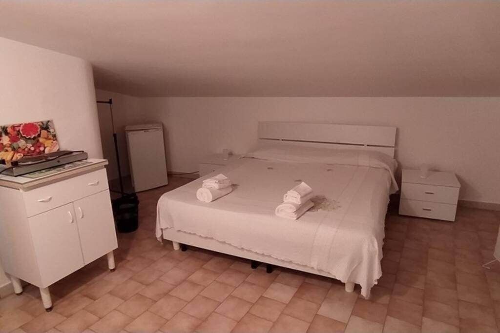 Via Pisa 20 Mansarda Appartement Bari Buitenkant foto