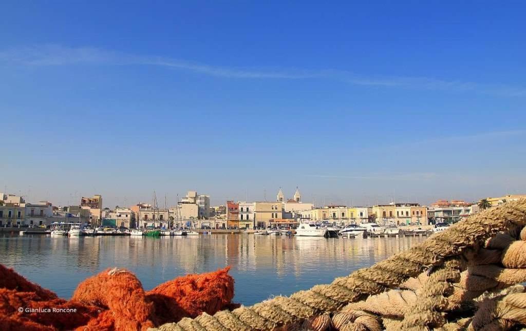 Via Pisa 20 Mansarda Appartement Bari Buitenkant foto